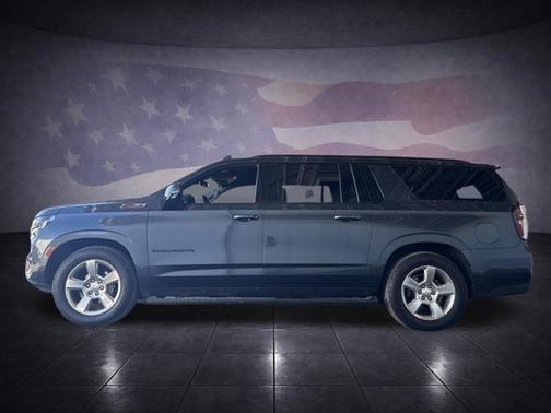 Shadow Gray Metallic 2021 Chevrolet Suburban Z71