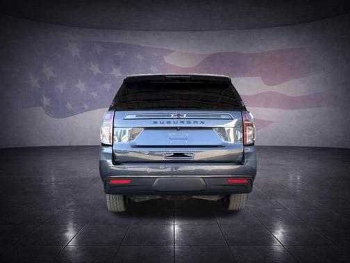 Shadow Gray Metallic 2021 Chevrolet Suburban Z71