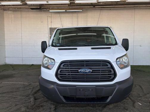 2016 Ford Transit-150 XL