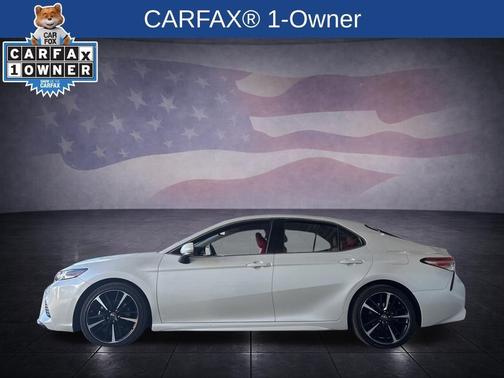 Pearl 2018 Toyota Camry XSE