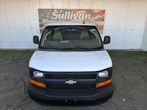 2017 Chevrolet Express 2500 LS