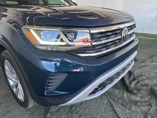 2020 Volkswagen Atlas Cross Sport 2.0T SE w/Technology