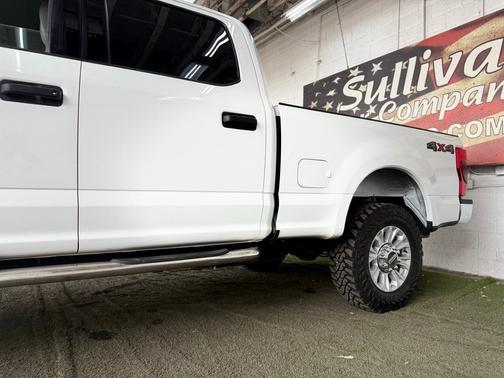 2022 Ford F-350 XLT