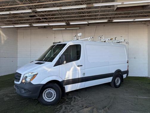 2014 Mercedes-Benz Sprinter 144 WB
