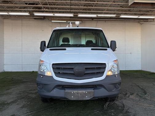 2014 Mercedes-Benz Sprinter 144 WB