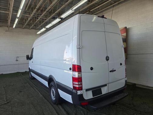 2017 Mercedes-Benz Sprinter 2500 170 WB