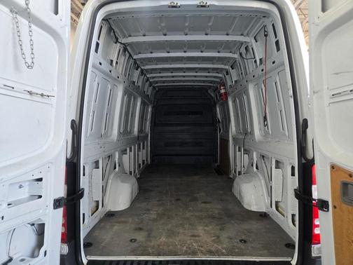 2017 Mercedes-Benz Sprinter 2500 170 WB