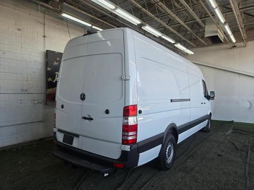 2017 Mercedes-Benz Sprinter 2500 170 WB