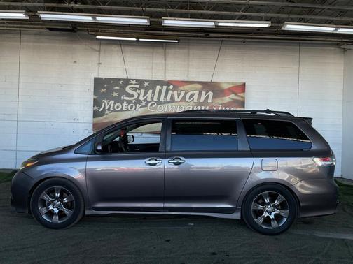 2015 Toyota Sienna SE