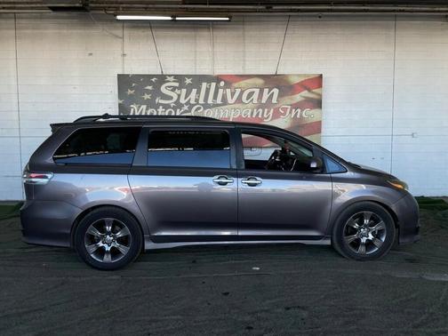 2015 Toyota Sienna SE