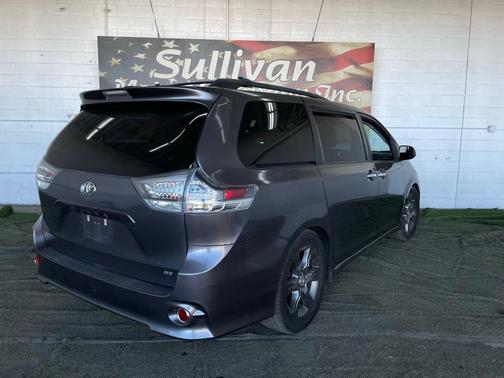 2015 Toyota Sienna SE