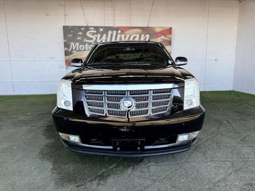 2011 Cadillac Escalade Luxury