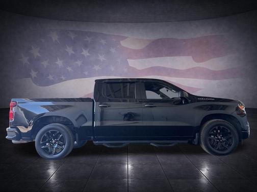 Black 2022 Chevrolet Silverado 1500 Custom