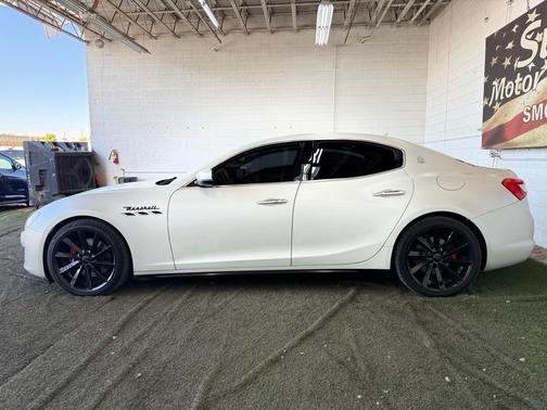 2018 Maserati Ghibli Base