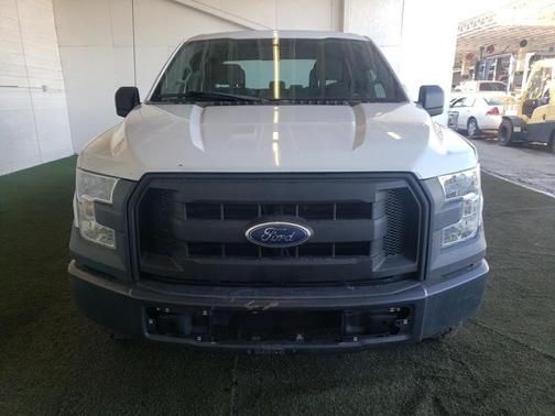 Photo 4 of 28 of 2016 Ford F-150 Platinum