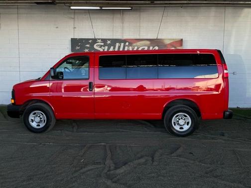 2015 Chevrolet Express 2500 LS