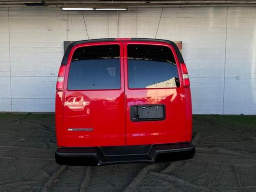 2015 Chevrolet Express 2500 LS