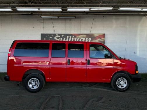 2015 Chevrolet Express 2500 LS