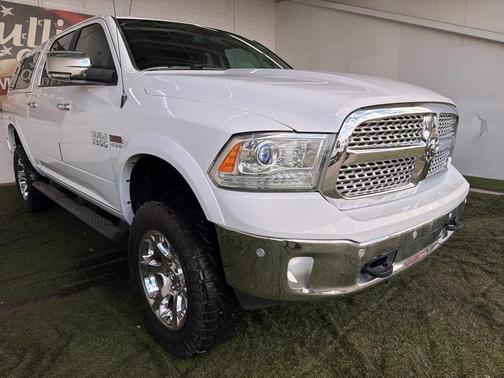 2017 RAM 1500 Laramie