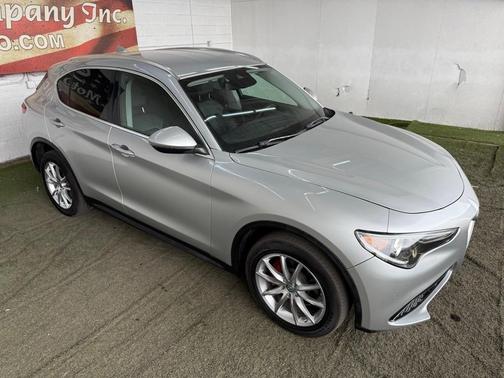 2018 Alfa Romeo Stelvio Ti