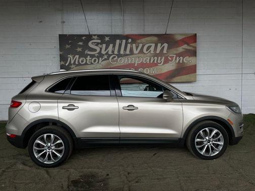 2015 Lincoln MKC Base