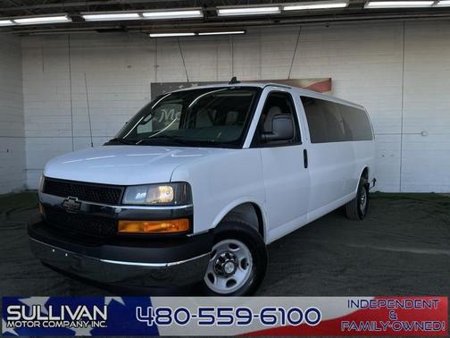 2017 Chevrolet Express 3500 LT