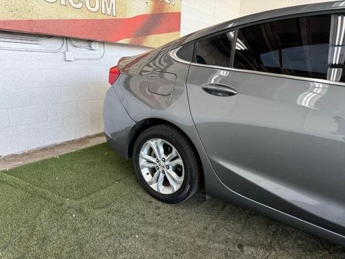 2019 Chevrolet Cruze LT
