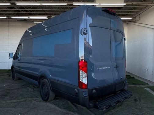 2020 Ford Transit-250 Base