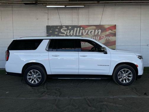 2023 Chevrolet Suburban Premier