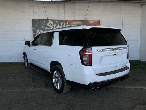 2023 Chevrolet Suburban Premier