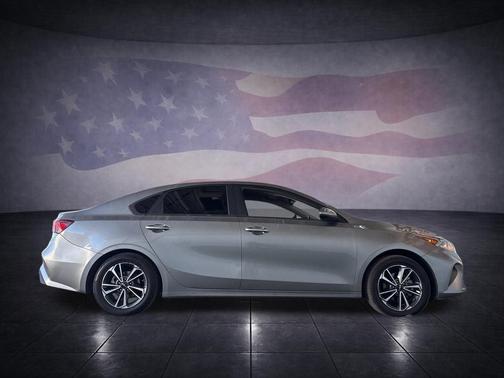 Steel Gray 2022 Kia Forte LXS