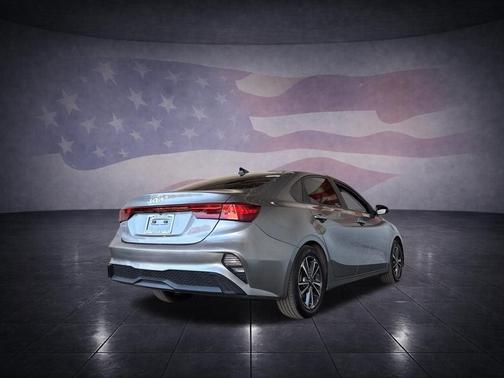 Steel Gray 2022 Kia Forte LXS
