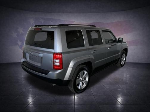 Silver 2016 Jeep Patriot Sport
