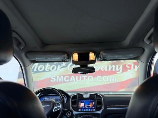 2017 Chrysler 300C Base