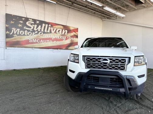 2022 Nissan Frontier SV