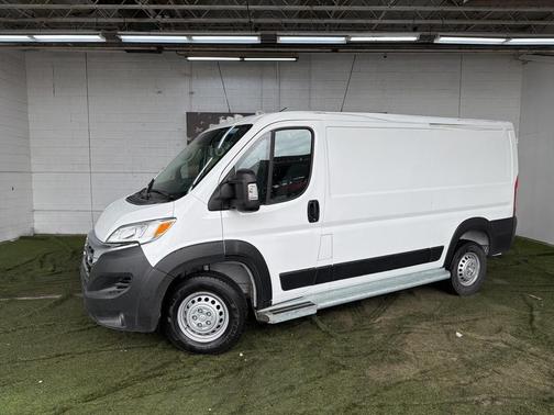 2025 RAM ProMaster 2500 Base