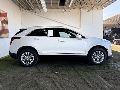 2022 Cadillac XT5 Luxury