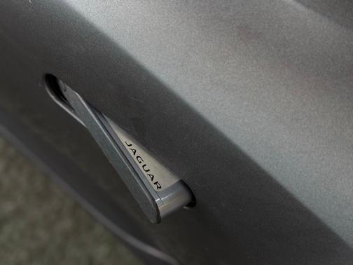2014 Jaguar F-TYPE Base