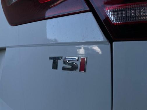 2018 Volkswagen Tiguan 2.0T SE