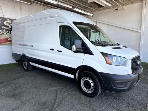 2021 Ford Transit-250 Base