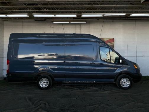 2019 Ford Transit-250 Base