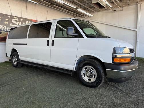 2019 Chevrolet Express 3500 LT