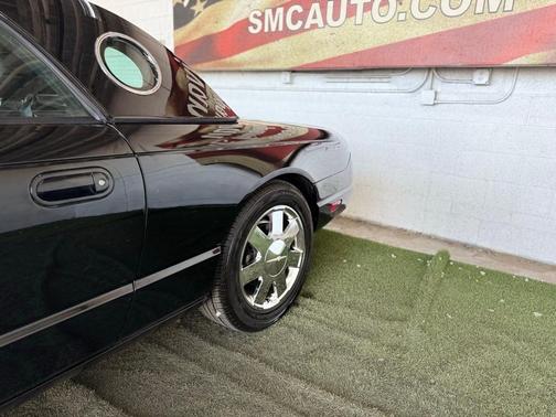 2002 Ford Thunderbird