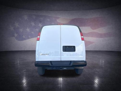 Summit White 2021 Chevrolet Express 2500 Work Van