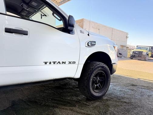 2017 Nissan Titan XD S