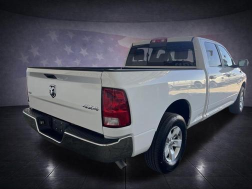 Bright White 2019 RAM 1500 Classic SLT