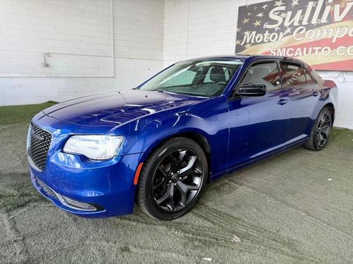 2020 Chrysler 300 Touring