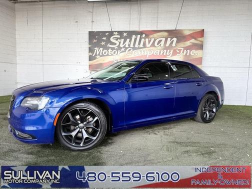 2020 Chrysler 300 Touring