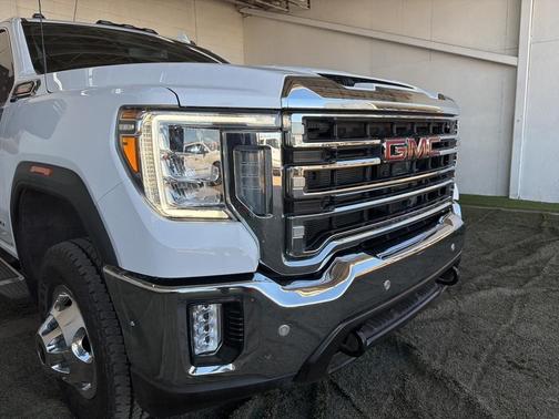 2023 GMC Sierra 3500 SLT