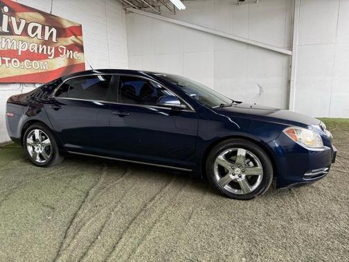 2011 Chevrolet Malibu 2LT